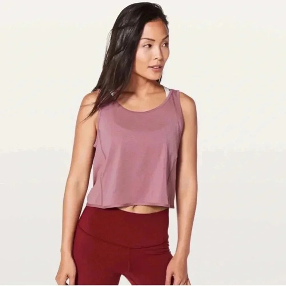 LULULEMON It’s a tie  wrap tank​ - Picture 3 of 6